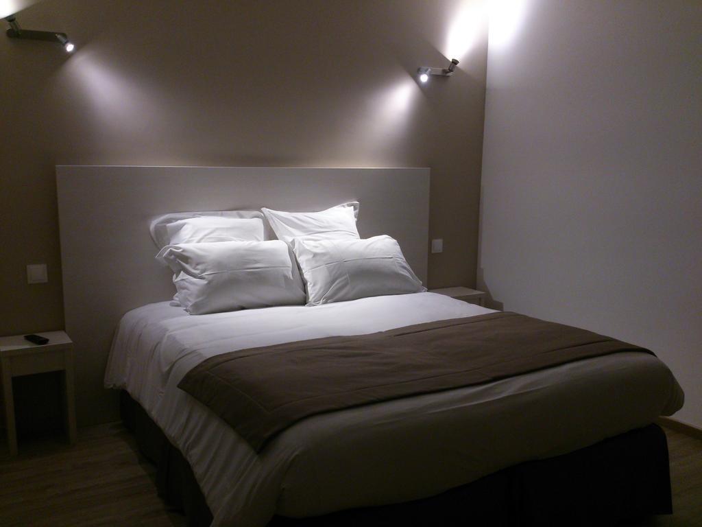 Hotel Les Petits Oreillers แซ็ง-มาร์แต็ง-ดิอาร์เดช ห้อง รูปภาพ