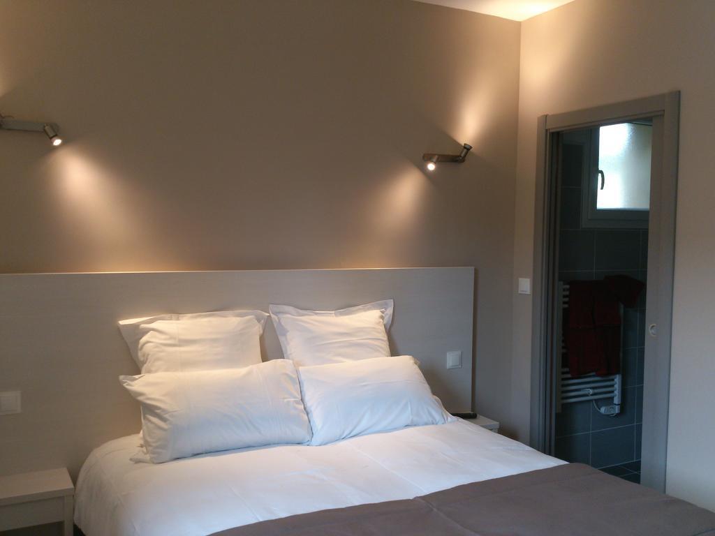 Hotel Les Petits Oreillers แซ็ง-มาร์แต็ง-ดิอาร์เดช ภายนอก รูปภาพ